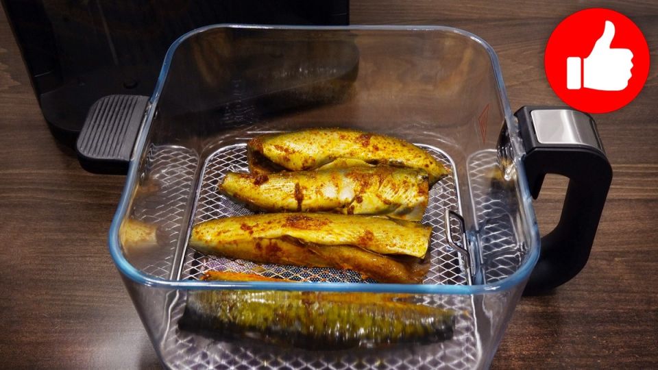 Скумбрия в аэрогриле в простом домашнем исполнении