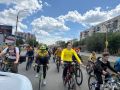 В Орске тем временем проходит масштабный велопробег Вело-Yellow Party (12+) от DFM