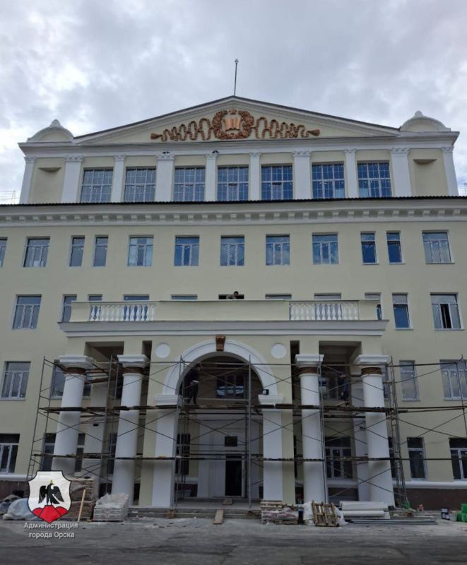 Капитальный ремонт школы № 1 выполнили на 75%