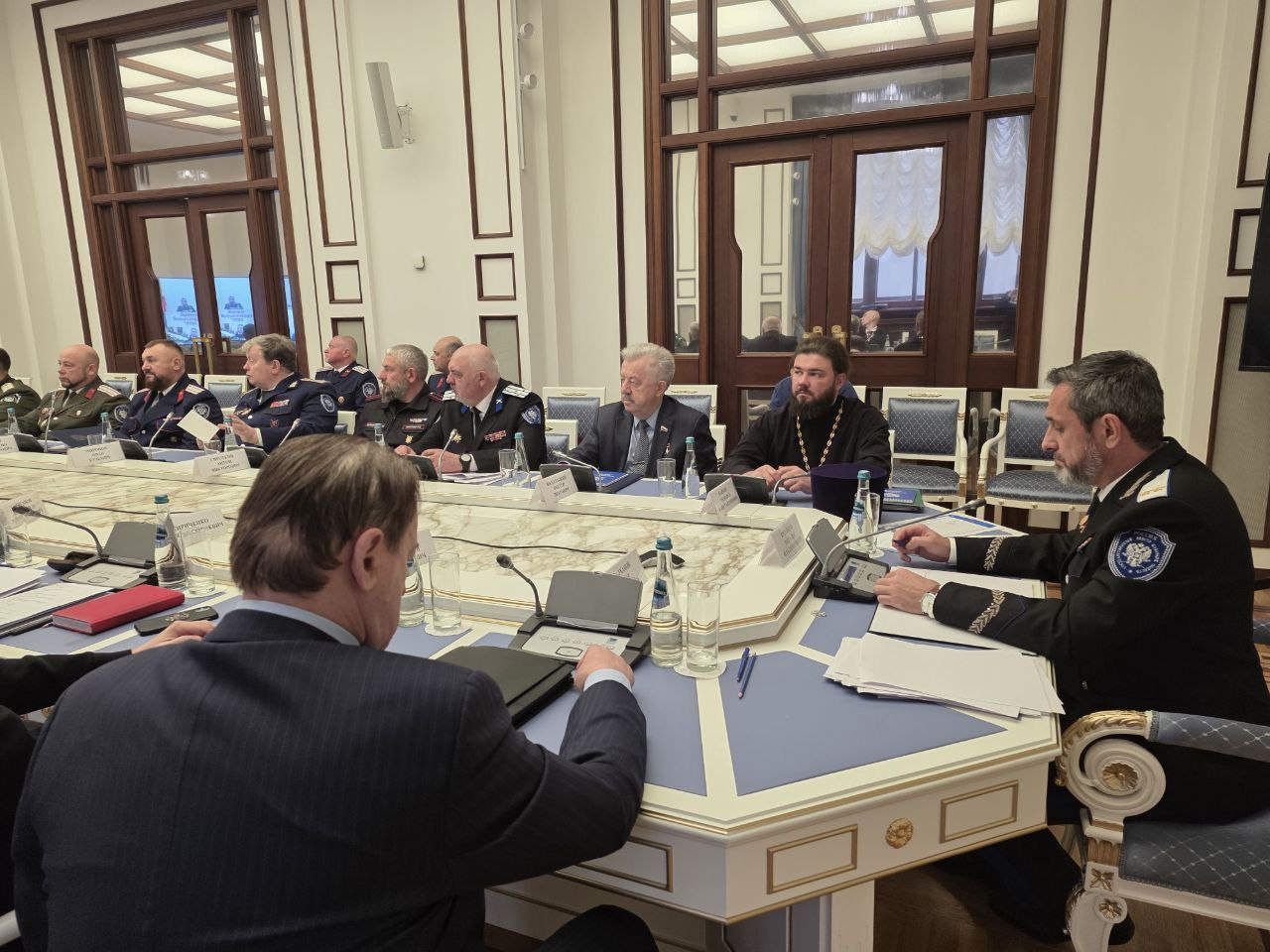 Виктор Водолацкий: Сегодня принял участие в Совете атаманов Всероссийского казачьего общества, который прошёл в здании Администрации Президента Виктор Водолацкий: Сегодня принял участие в Совете атаманов Всероссийского казачьего общества, который прошёл в здании Администрации Президента