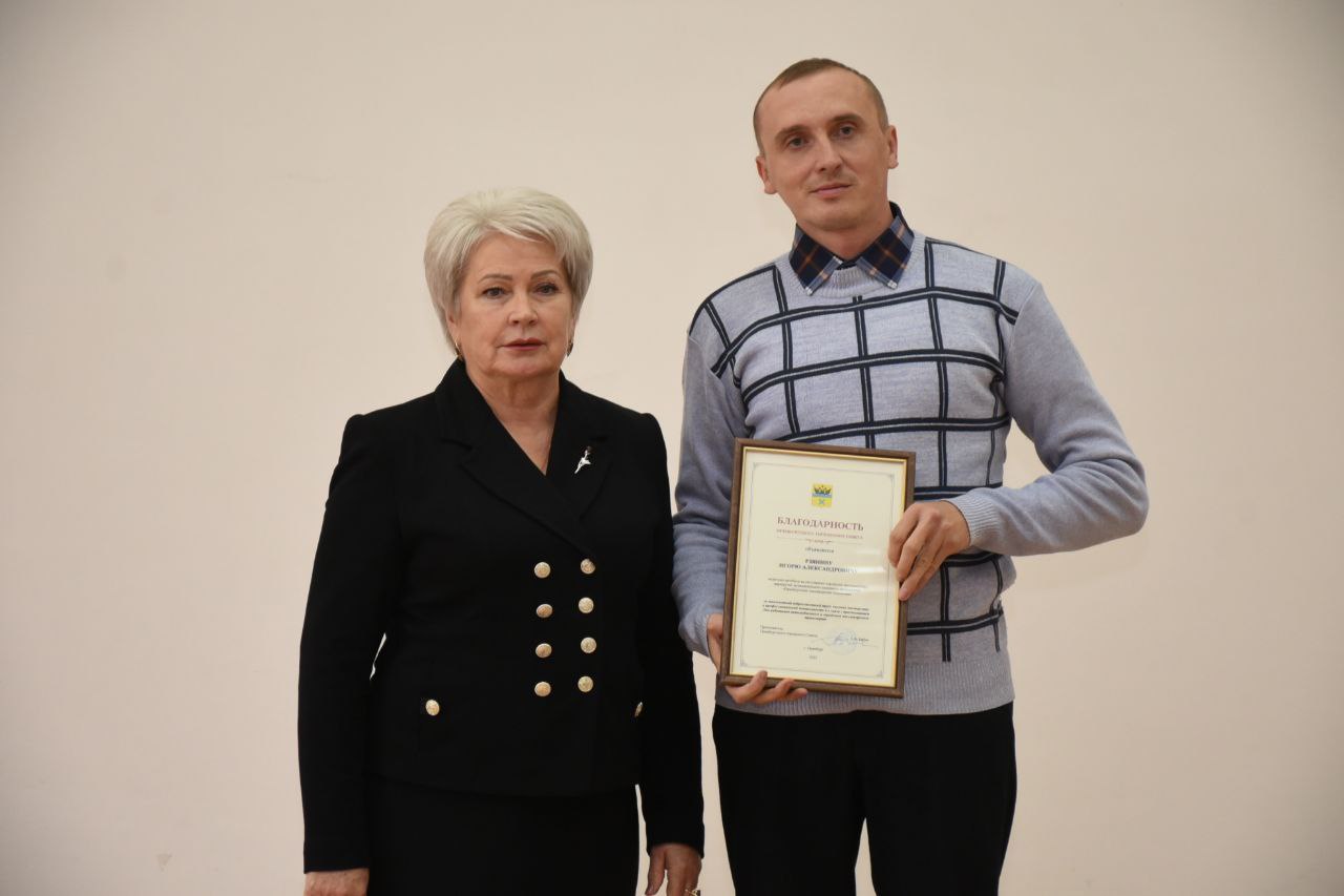 Сегодня, 26 октября, в России отмечают День работника автомобильного и городского пассажирского транспорта Сегодня, 26 октября, в России отмечают День работника автомобильного и городского пассажирского транспорта