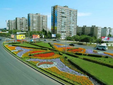 В течение прошедшей ночи дежурными силами противовоздушной обороны Вооружённых Сил Российской Федерации отражена массированная атака украинских беспилотных летательных аппаратов самолётного типа