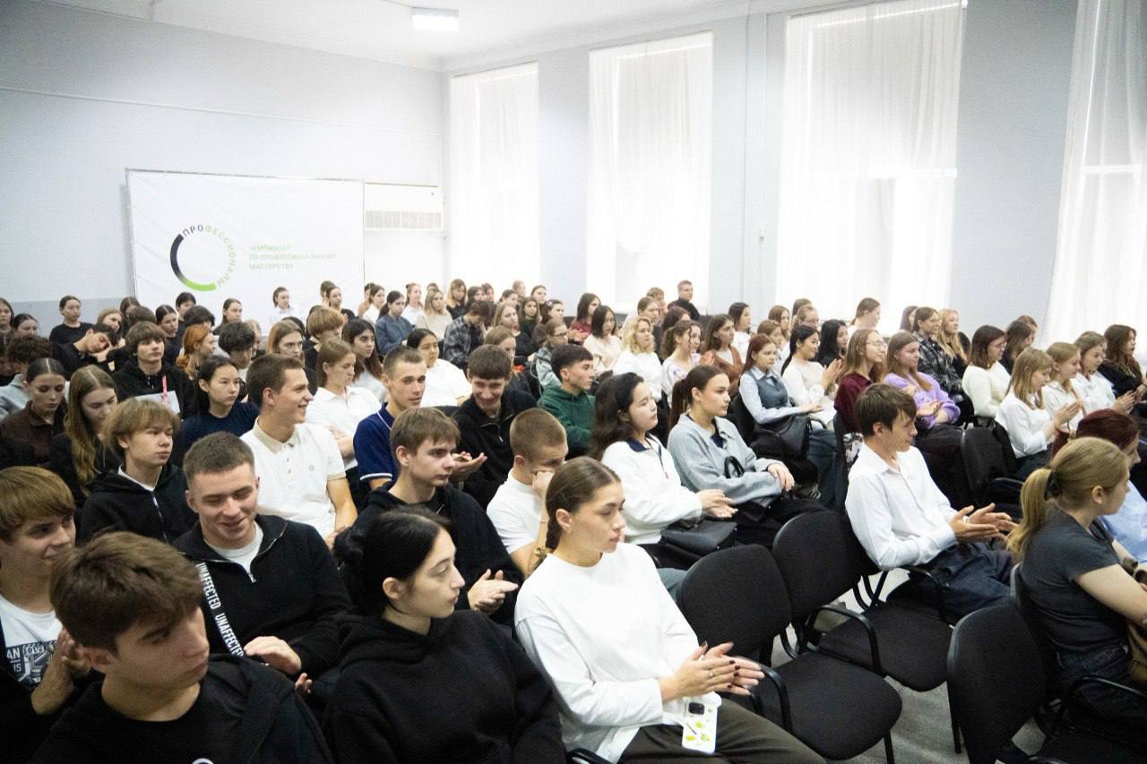 В Оренбургской области стартовал проект «Открытая кафедра подготовки вожатых» В Оренбургской области стартовал проект «Открытая кафедра подготовки вожатых»