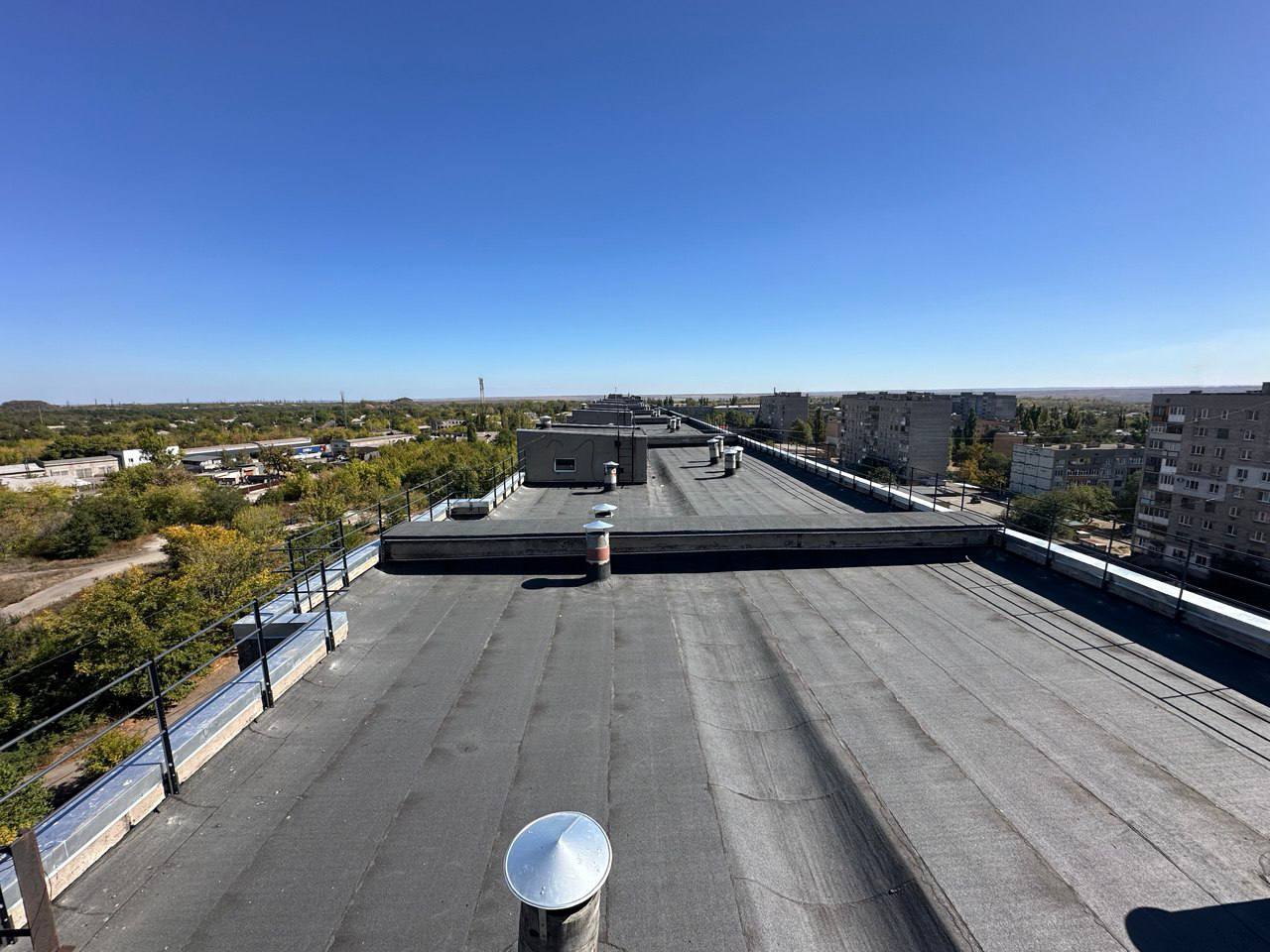 Оренбургские специалисты помогают подготовить к зиме жилой фонд в Перевальске Луганской Народной Республики Оренбургские специалисты помогают подготовить к зиме жилой фонд в Перевальске Луганской Народной Республики