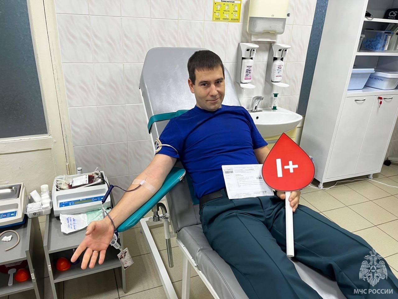 Пожарные Бузулука спасают жизни через донорство Пожарные Бузулука спасают жизни через донорство