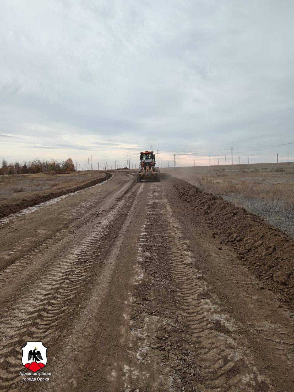 Вблизи орских поселков обновили минерализованные полосы Вблизи орских поселков обновили минерализованные полосы