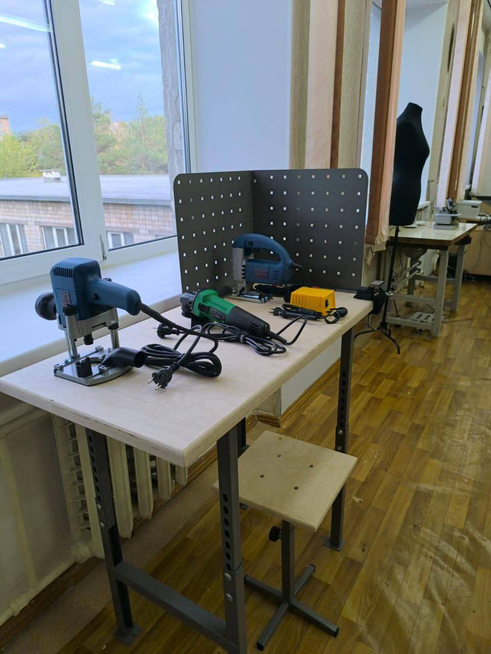 Орские школы оснащают новым учебным оборудованием Орские школы оснащают новым учебным оборудованием