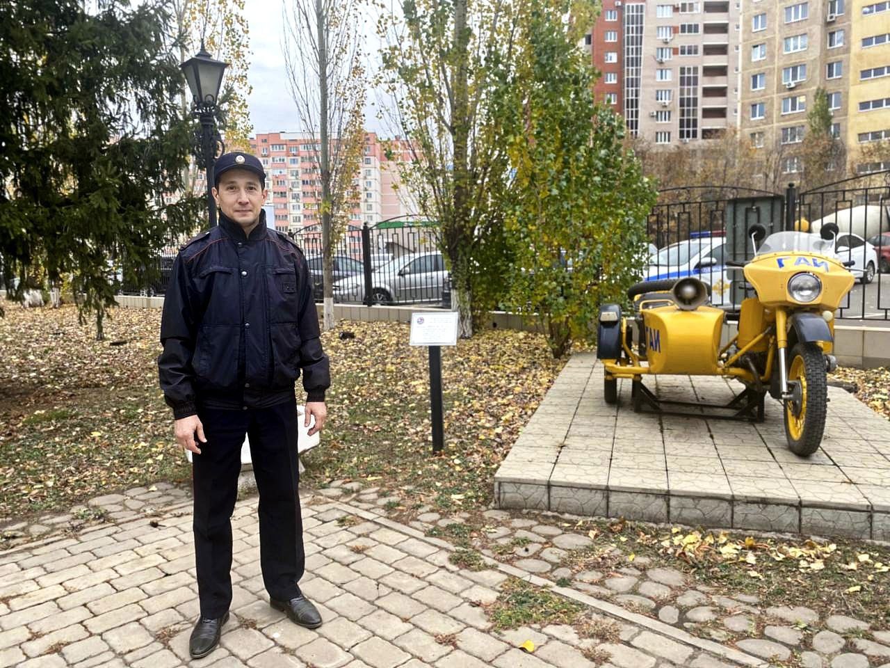 Жительница Оренбурга поблагодарила сотрудника РЭО ГИБДД МУ МВД России «Оренбургское»