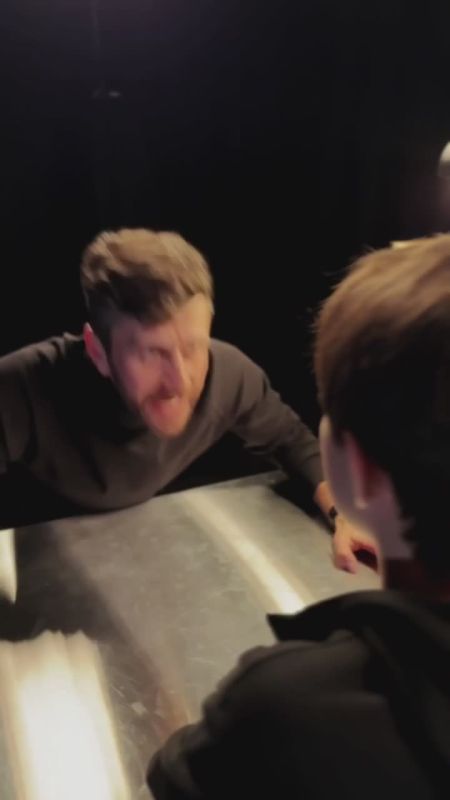 Пара заданий и заживешь в достатке: звучит заманчиво, но заканчивается застёгнутыми на руках наручниками