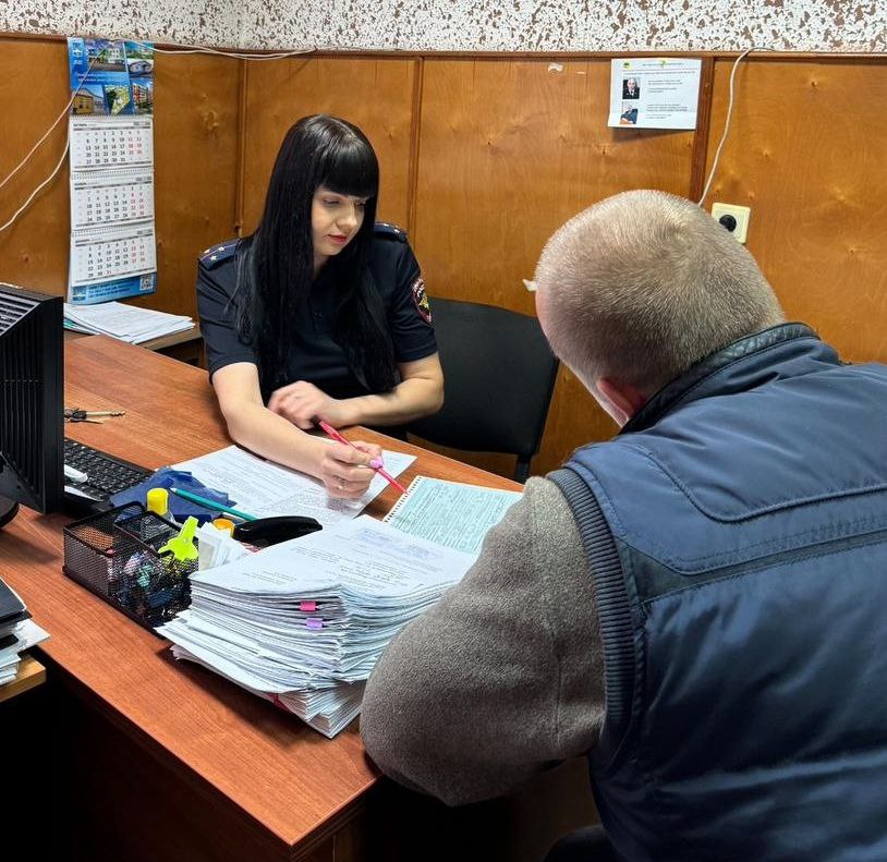 В Оренбурге сотрудники Госавтоинспекции привлекли к ответственности водителя, за нарушение ПДД, попавшее на видеозапись регистратора