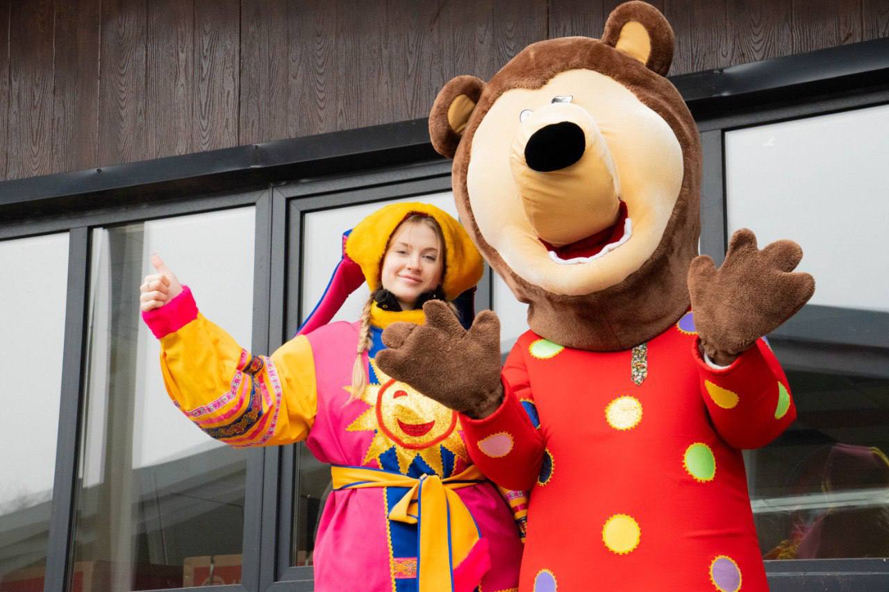 Лариса Боярская: «Солнечная страна» служит главной миссии – сохранению здоровья и всестороннему развитию детей» Лариса Боярская: «Солнечная страна» служит главной миссии – сохранению здоровья и всестороннему развитию детей»