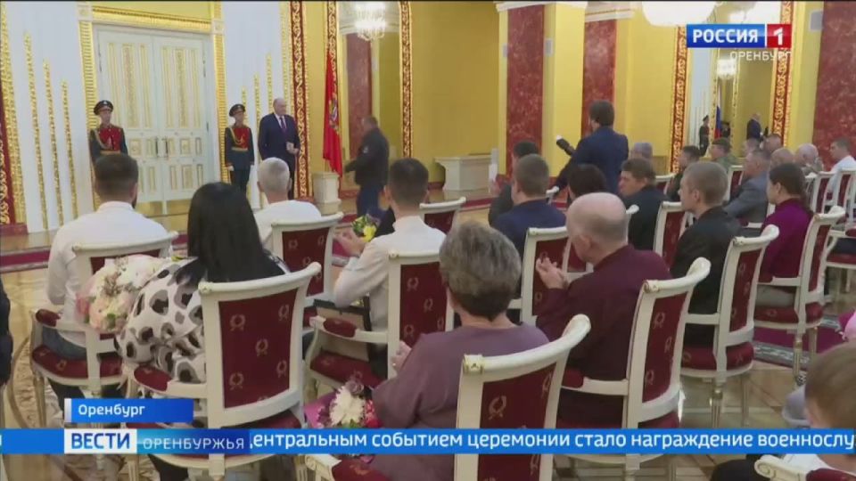 Государственные награды вручили оренбуржцам разных сфер деятельности