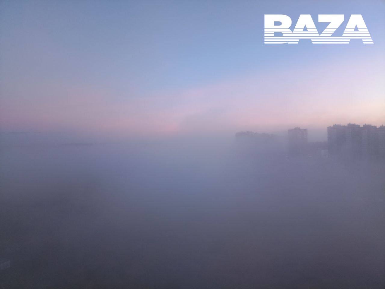 Москву накрыл густой туман — объявлен «желтый» уровень опасности Москву накрыл густой туман — объявлен «желтый» уровень опасности