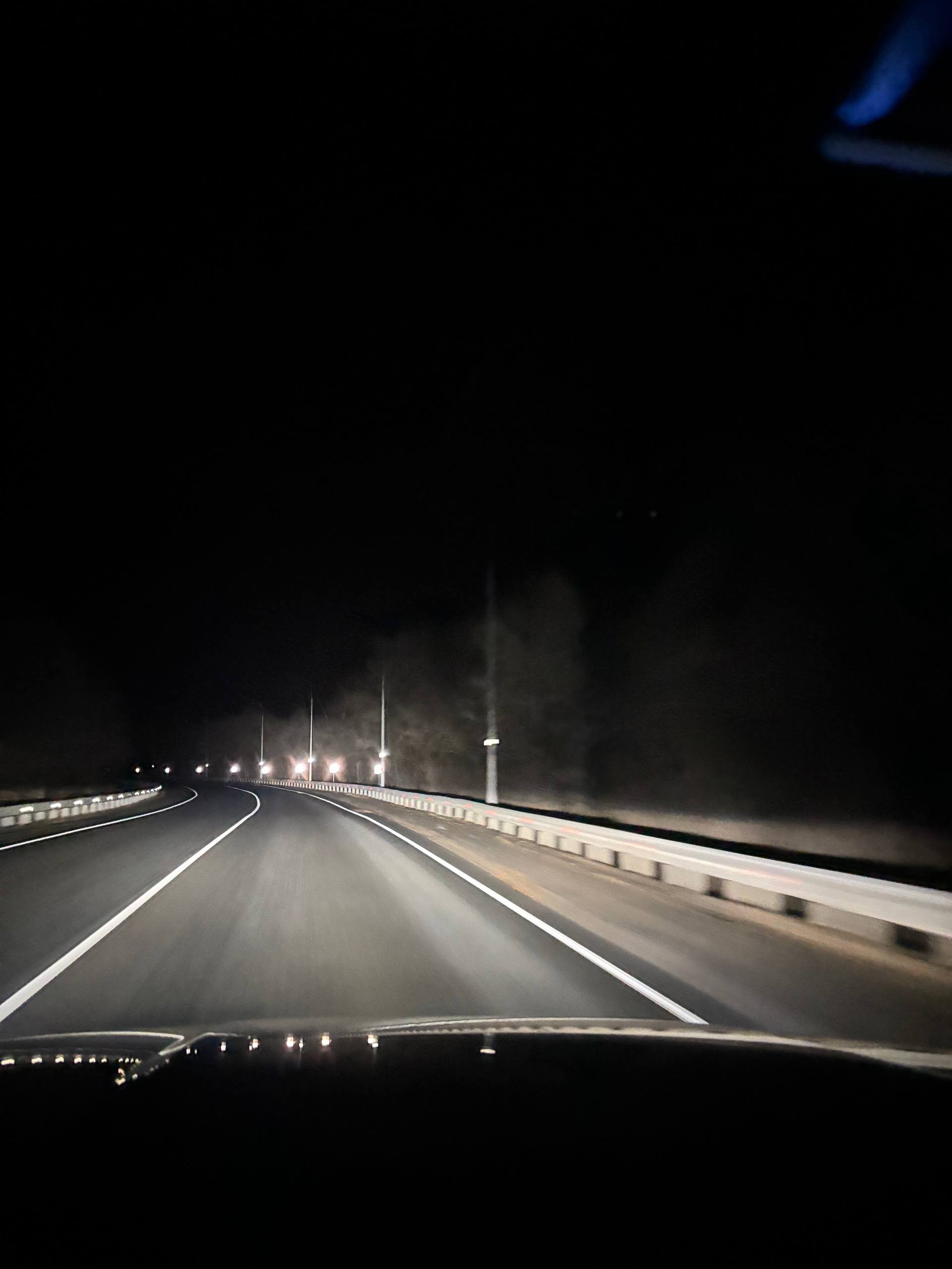 На трассе Казань - Оренбург - Орск в Оренбургской области не работает освещение на многих участках На трассе Казань - Оренбург - Орск в Оренбургской области не работает освещение на многих участках