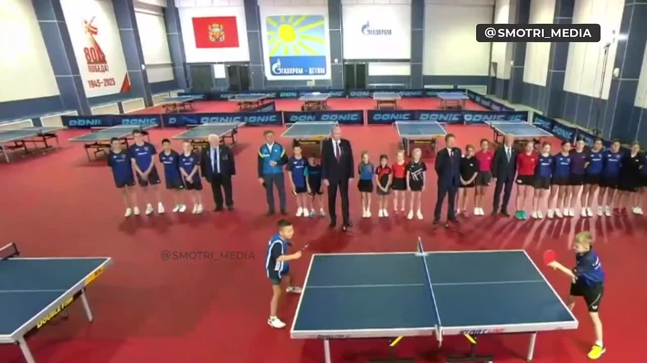 Путин дистанционно открыл Академию тенниса в Оренбурге — Путин