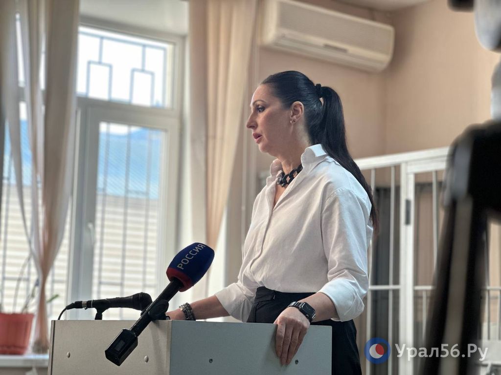 Оренбургская государственная лизинговая компания подала иск в арбитражный суд, требуя взыскать 6 миллионов рублей и проценты с бывшего руководителя АО «ОГЛК» Андрея Стрепкова и экс-министра Александра Самбурского