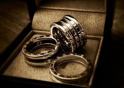 Ювелиры молчат! Как очистить серебро до блеска за 3 минуты — нужна только сода и фольга