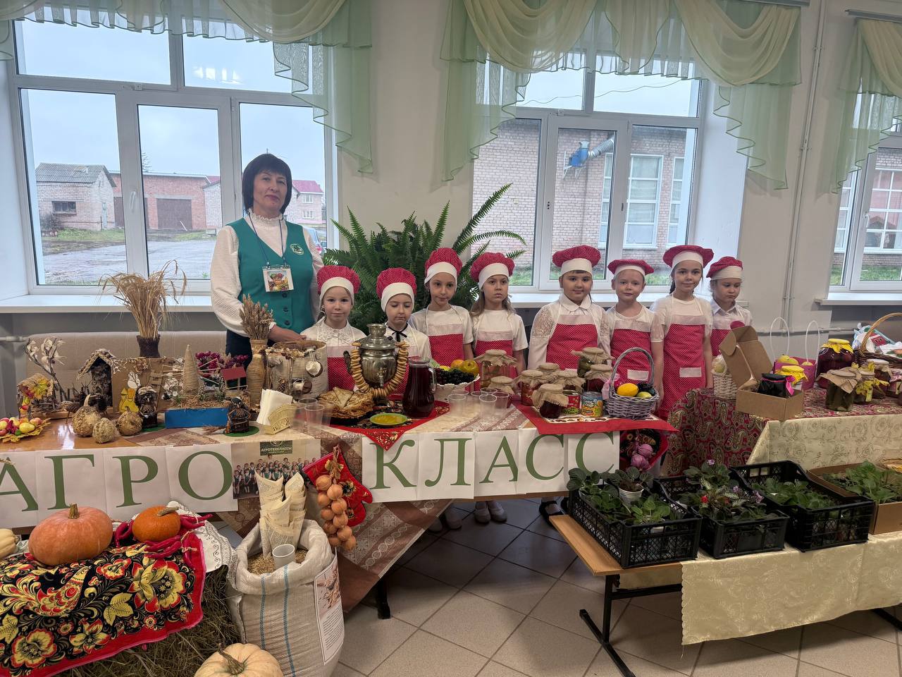 Агротехнологический класс открылся в Пономаревской школе Агротехнологический класс открылся в Пономаревской школе