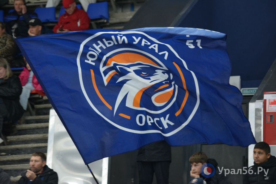 ХК «Южный Урал» проиграл «Омским Крыльям» на своем льду со счетом 1:2 (в основное время)