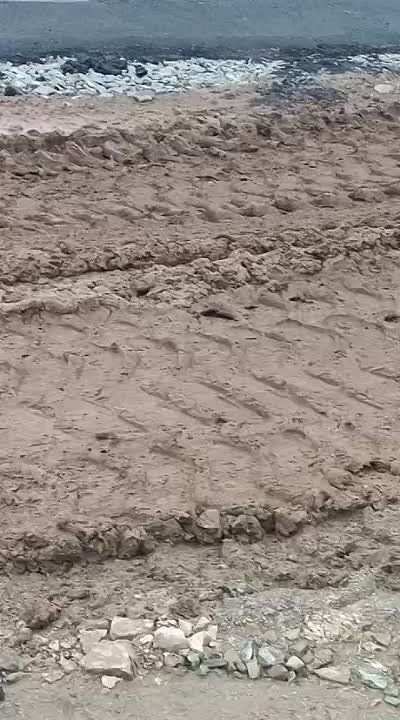 «Одно лечит, другое калечит»: В Ясном почти готова новая набережная, но добраться до нее проблематично