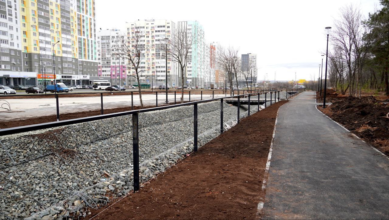 Как сейчас выглядит территория в 16 микрорайоне Оренбурга, где появится новый парк? Завершается первый этап благоустройства Как сейчас выглядит территория в 16 микрорайоне Оренбурга, где появится новый парк? Завершается первый этап благоустройства