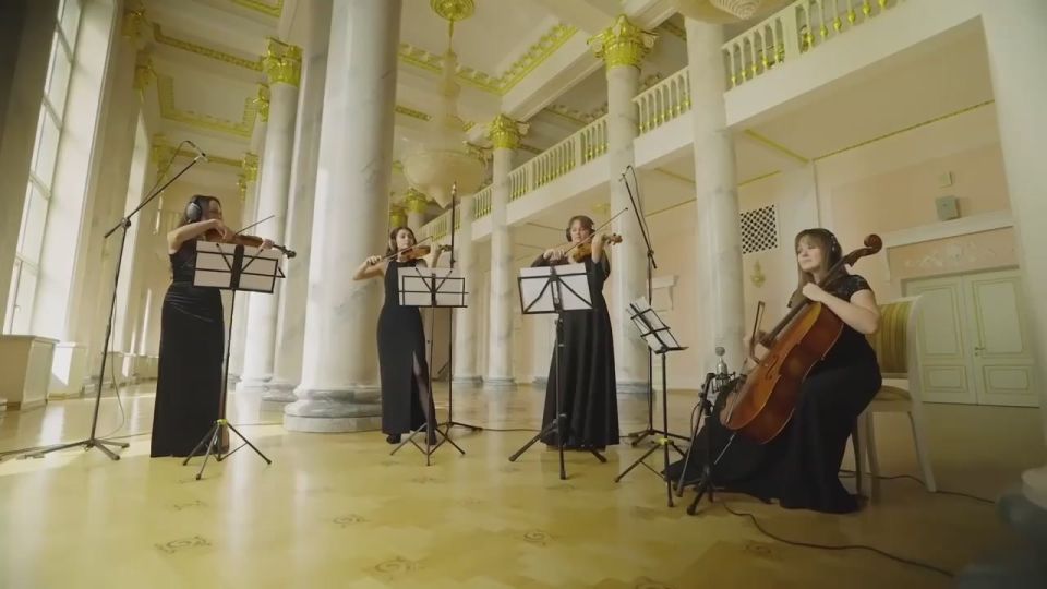 «Как молоды мы были»: исполнители из Оренбуржья показали таланьы в третьей композиции проекта #МУЗЫКАВМЕСТЕ