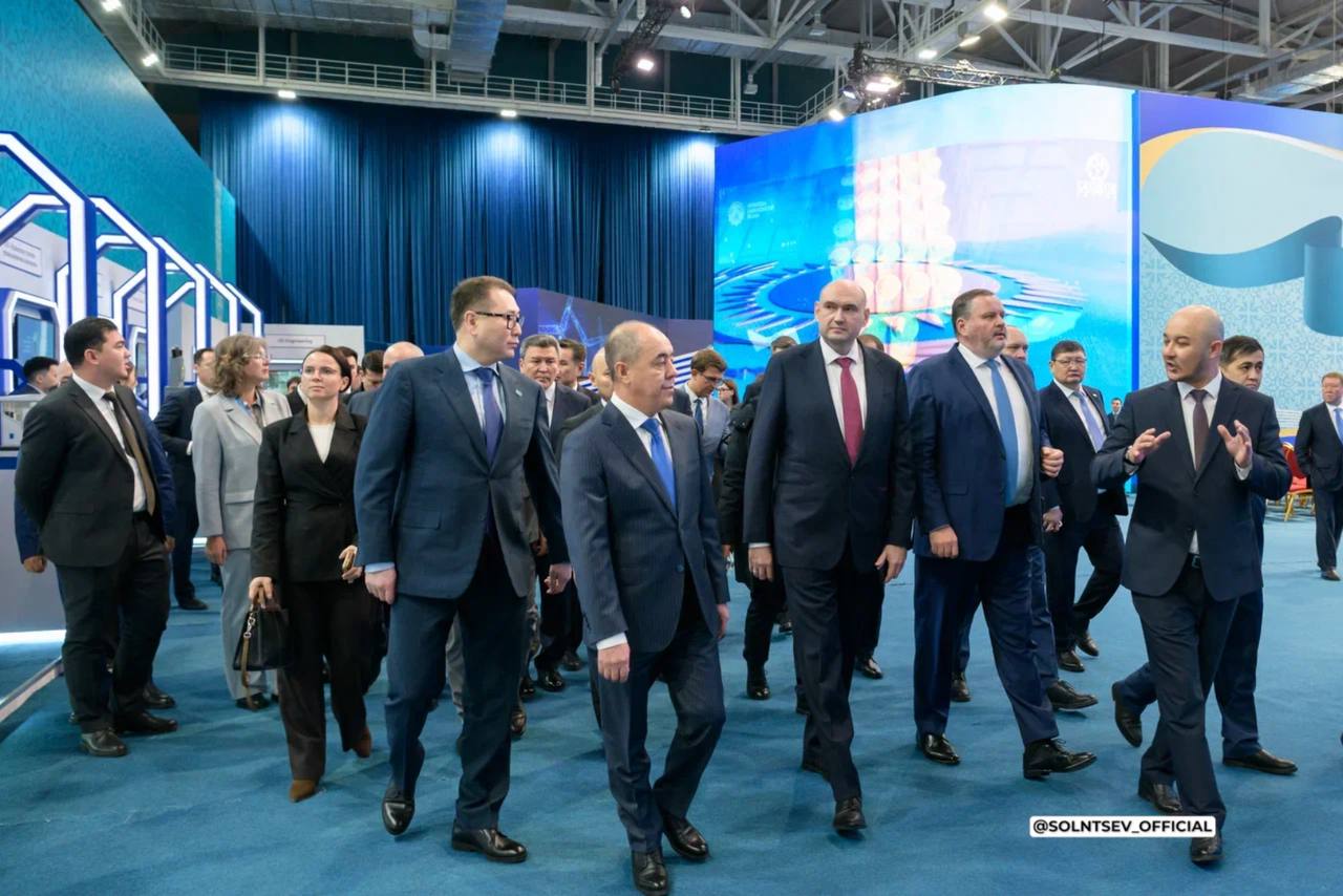 Евгений Солнцев: Вместе с делегацией Оренбургской области сегодня работали в Казахстане Евгений Солнцев: Вместе с делегацией Оренбургской области сегодня работали в Казахстане