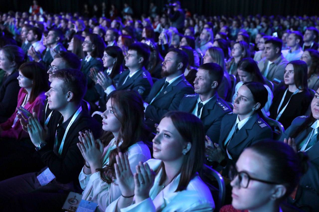 Форум молодых госслужащих «ГосСтарт» открылся в Нижнем Новгороде Форум молодых госслужащих «ГосСтарт» открылся в Нижнем Новгороде