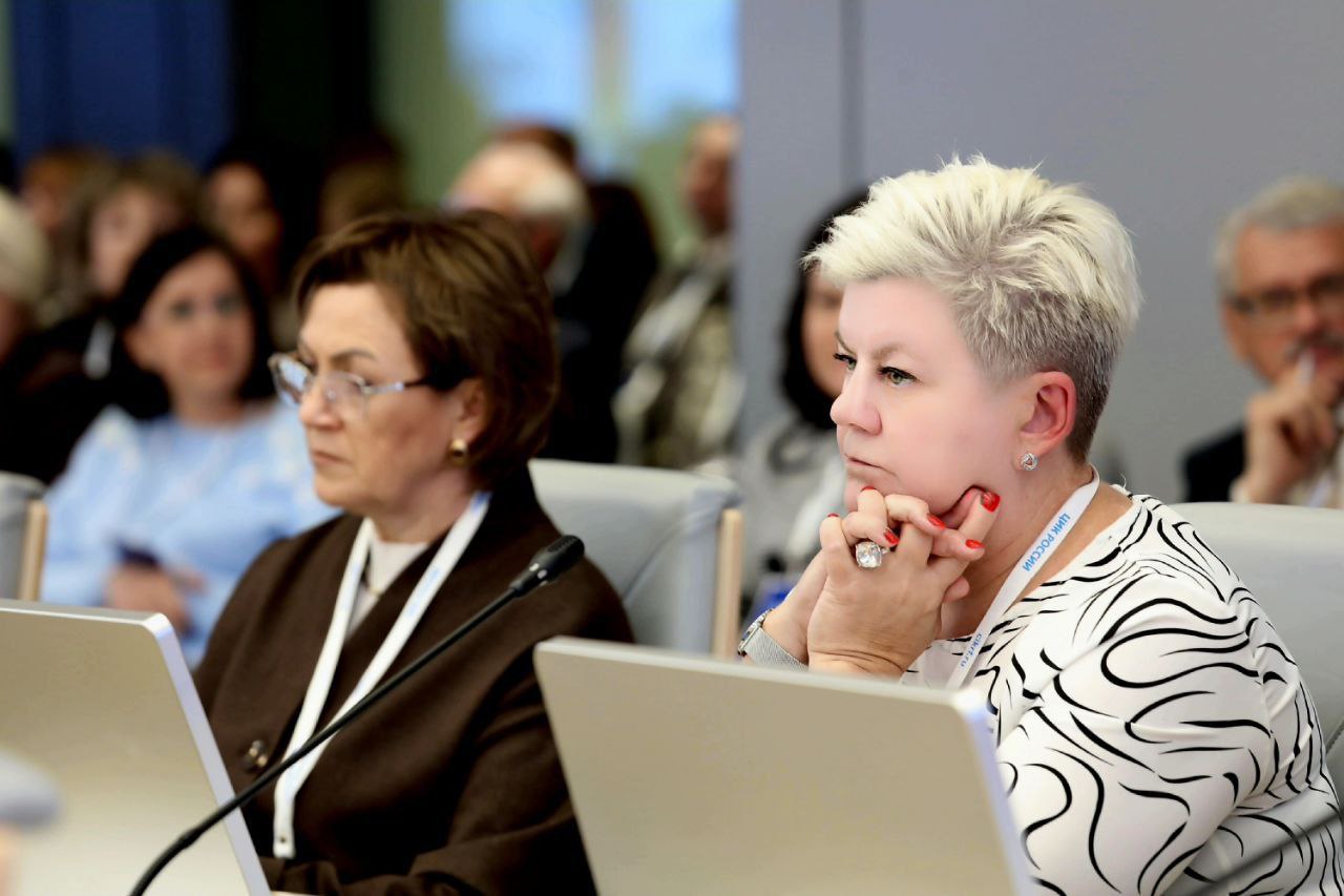 Заместитель председателя Избирательной комиссии Оренбургской области Игорь Вакушкин и секретарь комиссии Наталья Иванова принимают участие во Всероссийском семинаре-совещании в Москве Заместитель председателя Избирательной комиссии Оренбургской области Игорь Вакушкин и секретарь комиссии Наталья Иванова принимают участие во Всероссийском семинаре-совещании в Москве