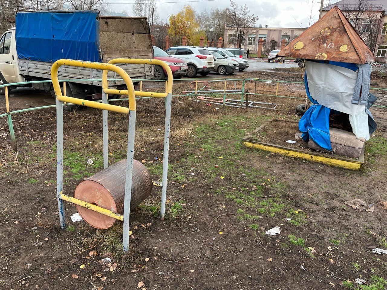 В Бузулуке будут сносить детские площадки, которые жители не заберут в общедомовую собственность