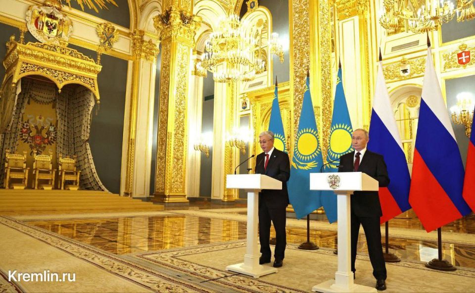 Президенты России и Казахстана приняли участие в пленарном заседании ХХI Форума межрегионального сотрудничества