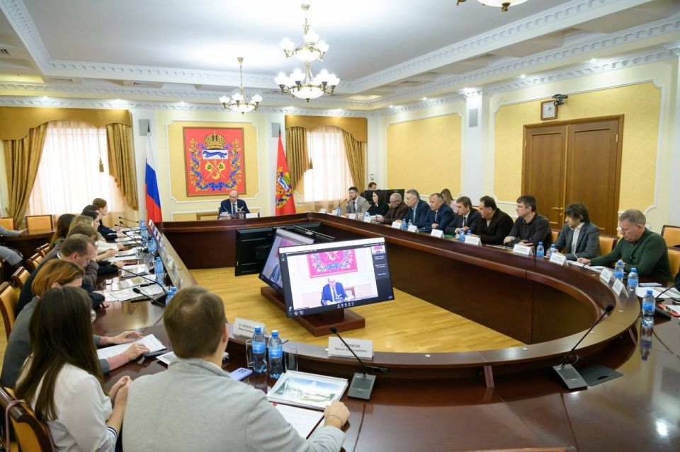 Губернатор Оренбургской области Евгений Солнцев провел заседание областного архитектурно-градостроительного совета