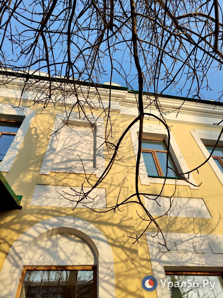 Яркий и теплый день в середине ноября в Оренбурге Яркий и теплый день в середине ноября в Оренбурге