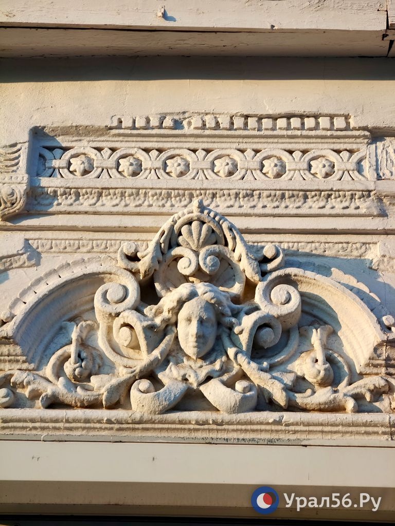 Яркий и теплый день в середине ноября в Оренбурге Яркий и теплый день в середине ноября в Оренбурге