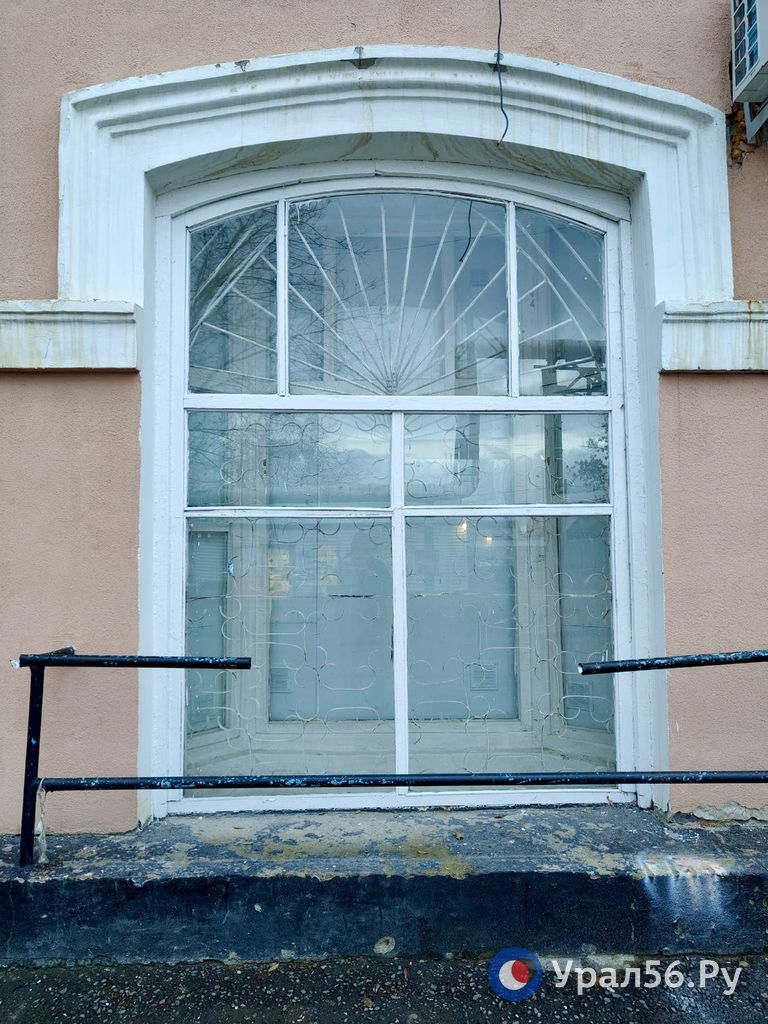 Один осенний вечер в Промышленном районе Оренбурга Один осенний вечер в Промышленном районе Оренбурга