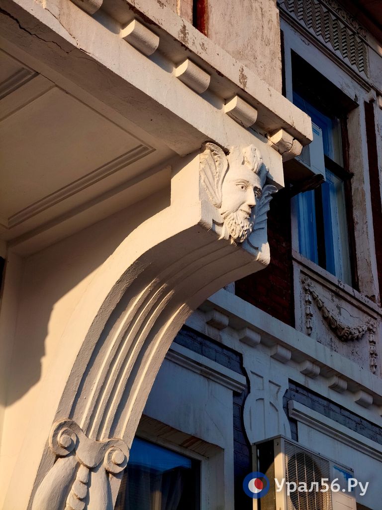 Яркий и теплый день в середине ноября в Оренбурге Яркий и теплый день в середине ноября в Оренбурге