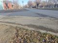 В Орске на обновленной улице Московской уже поломались бордюры