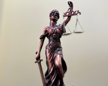 Врач-терапевт из Сорочинска осуждена за взятку при выдаче медсправок