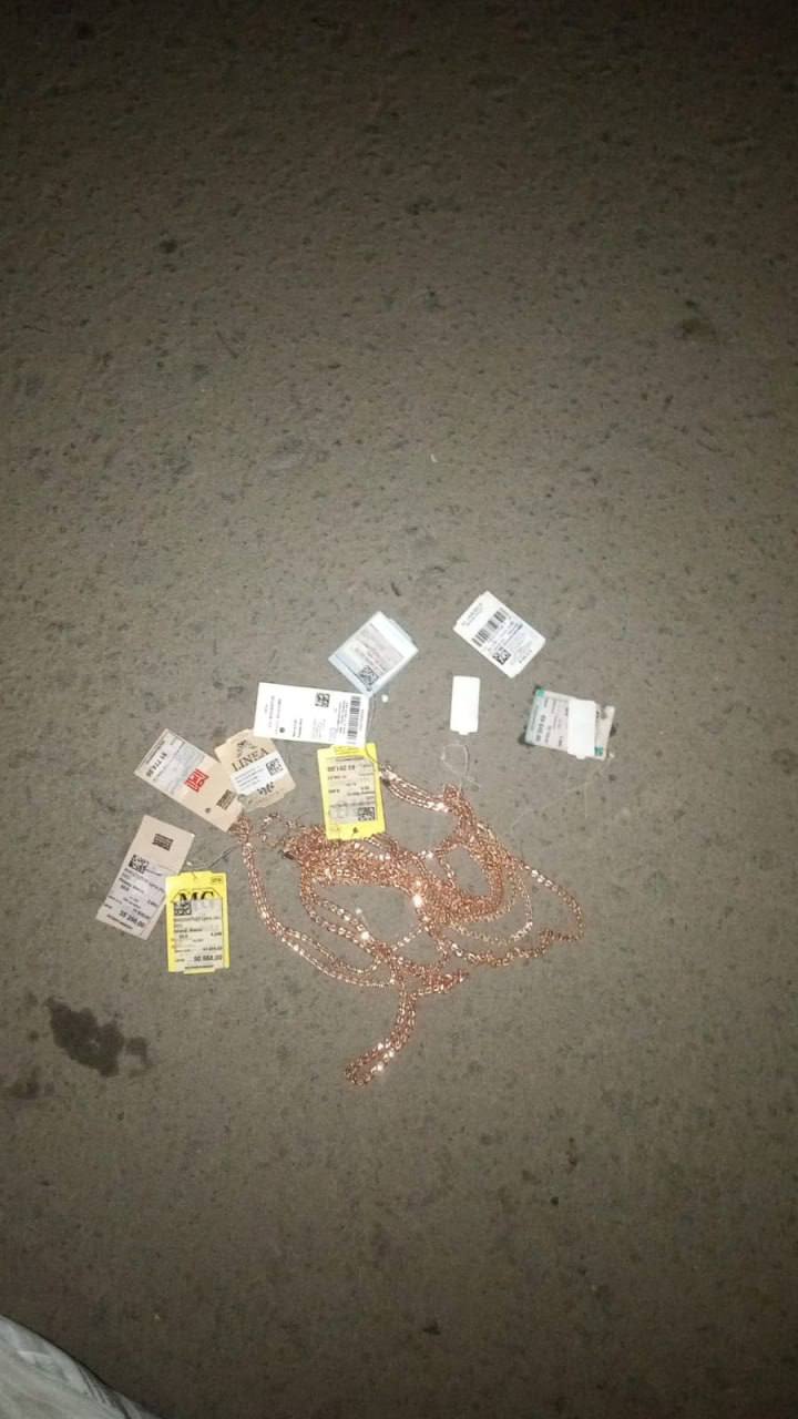 В Орске задержали подозреваемого в ограблении ювелирного магазина В Орске задержали подозреваемого в ограблении ювелирного магазина