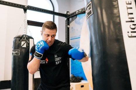 Государство уделяет большое внимание спорту для людей с инвалидностью, реабилитации и адаптации ветеранов и участников СВО Государство уделяет большое внимание спорту для людей с инвалидностью, реабилитации и адаптации ветеранов и участников СВО