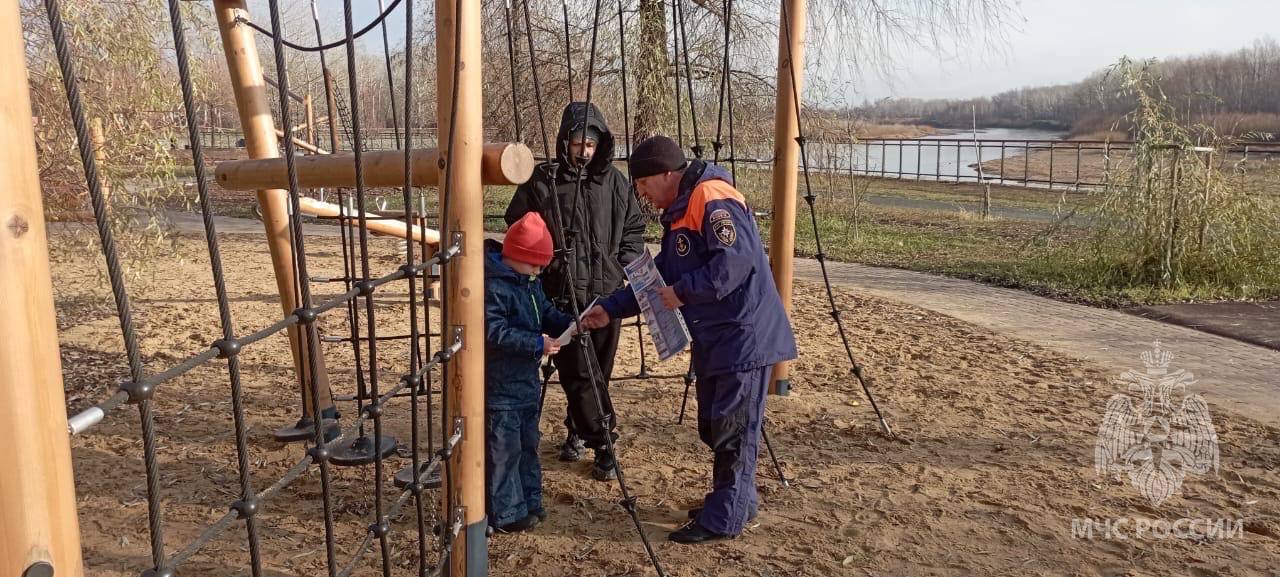 Патруль безопасности: оренбуржцам напомнили о мерах предосторожности у воды Патруль безопасности: оренбуржцам напомнили о мерах предосторожности у воды