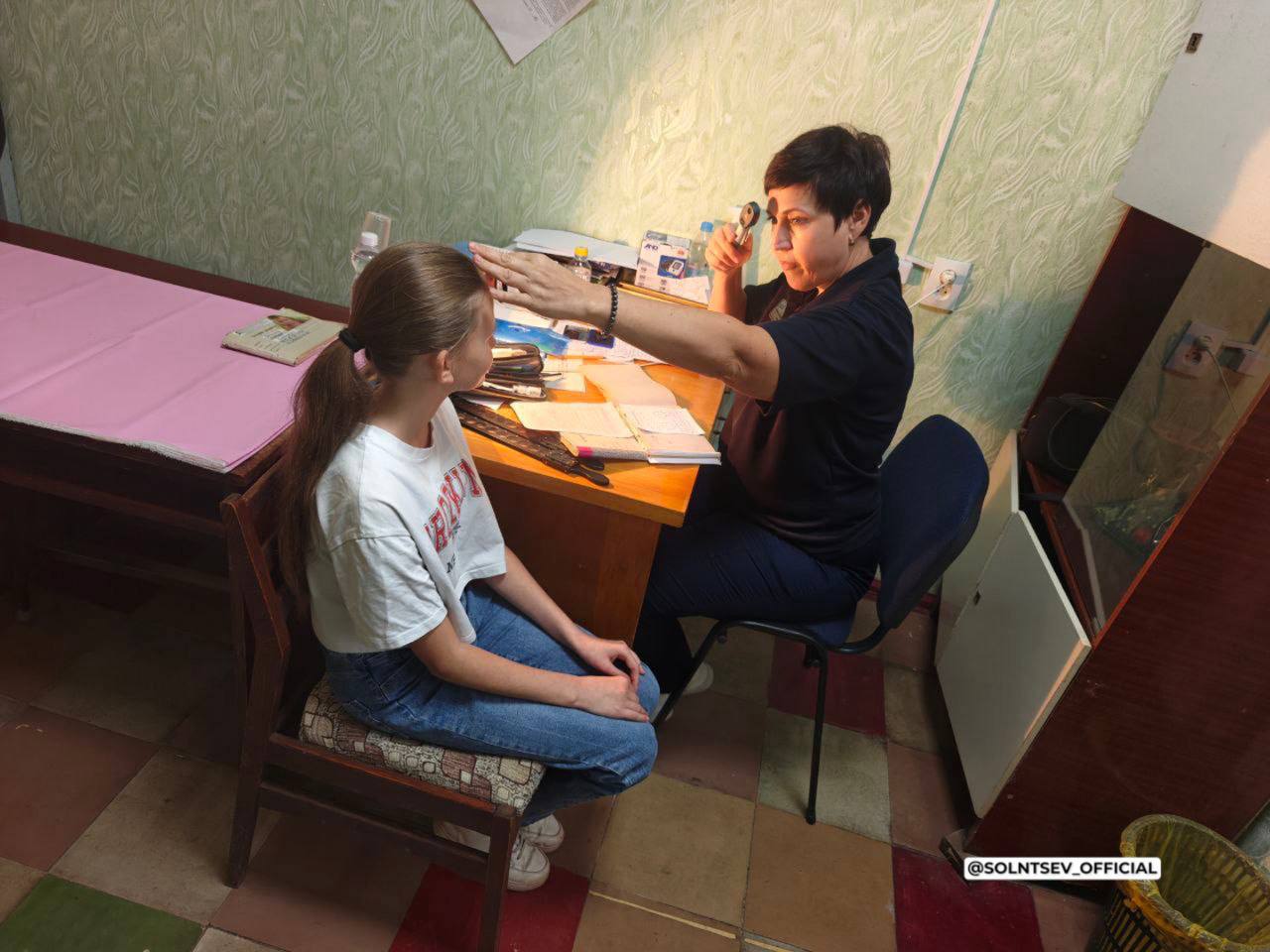 Врачи из Оренбурга вновь отправились с гуманитарной миссией в подшефный Перевальский округ Врачи из Оренбурга вновь отправились с гуманитарной миссией в подшефный Перевальский округ