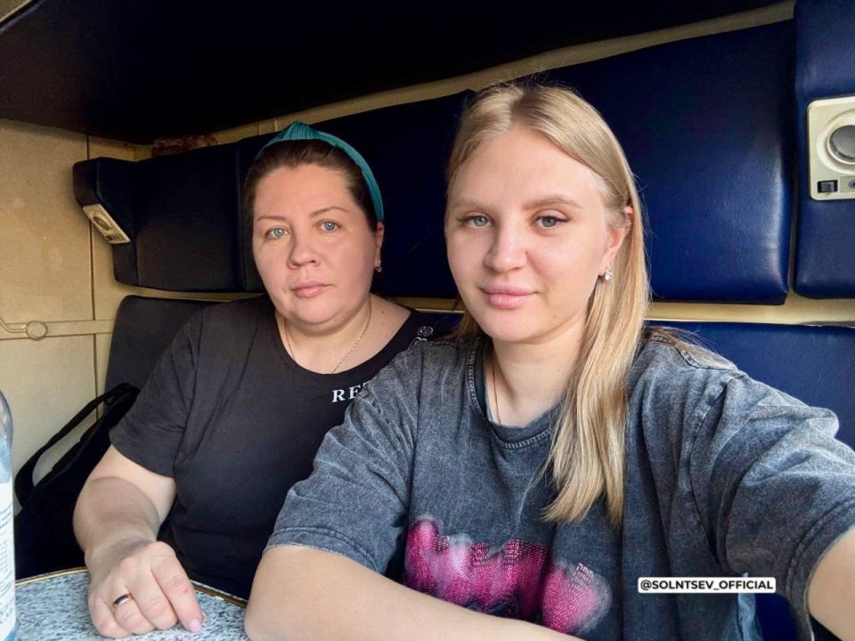 Врачи из Оренбурга вновь отправились с гуманитарной миссией в подшефный Перевальский округ