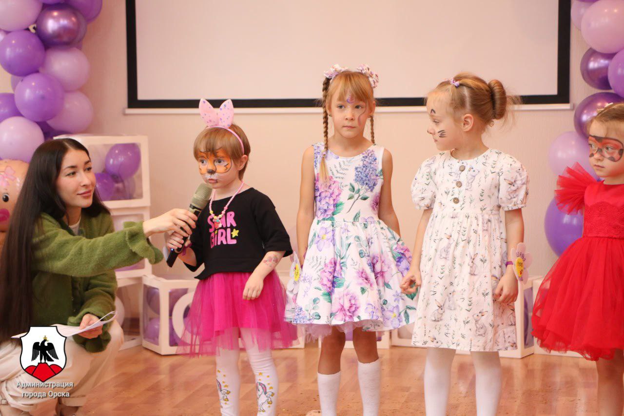 В Орском перинатальном центре организовали душевный праздник для тех, кто поторопился родиться В Орском перинатальном центре организовали душевный праздник для тех, кто поторопился родиться