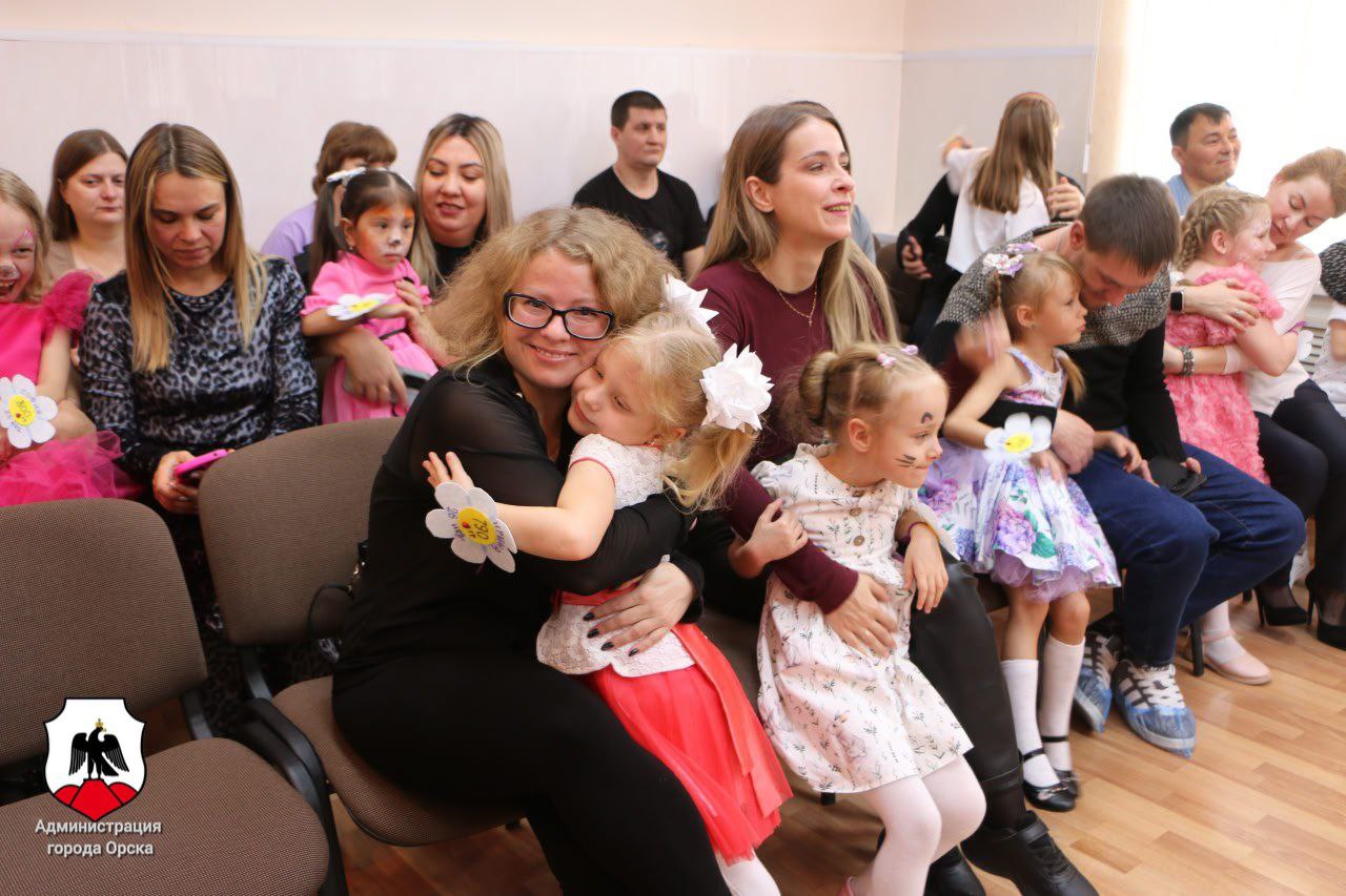 В Орском перинатальном центре организовали душевный праздник для тех, кто поторопился родиться В Орском перинатальном центре организовали душевный праздник для тех, кто поторопился родиться