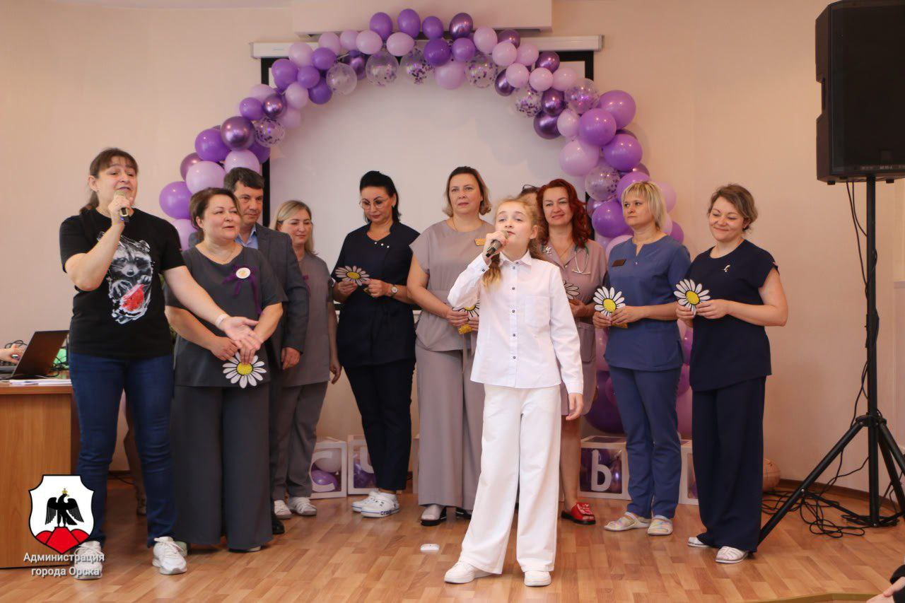 В Орском перинатальном центре организовали душевный праздник для тех, кто поторопился родиться В Орском перинатальном центре организовали душевный праздник для тех, кто поторопился родиться