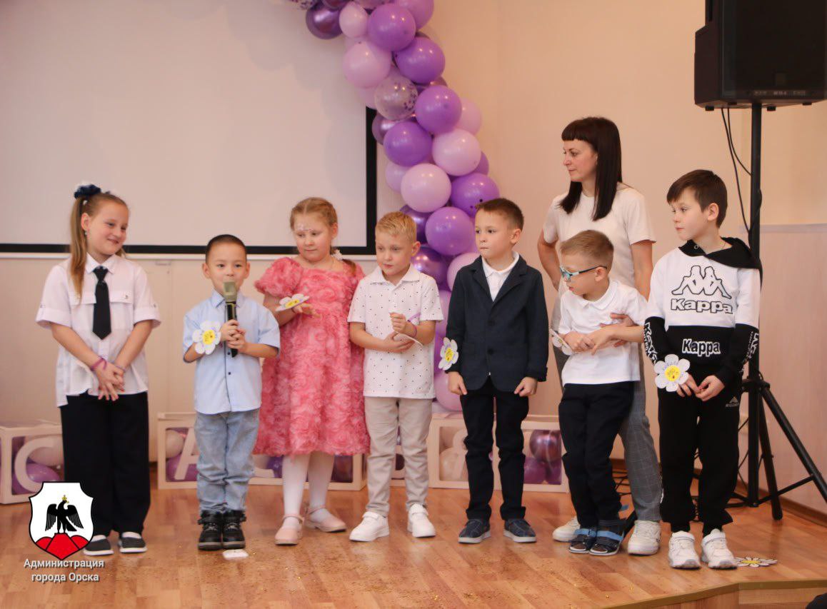 В Орском перинатальном центре организовали душевный праздник для тех, кто поторопился родиться В Орском перинатальном центре организовали душевный праздник для тех, кто поторопился родиться