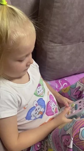 Сегодня День кнопочного телефона!