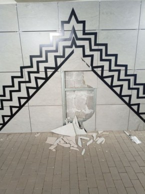 Полиция Оренбурга разыскивает вандалов, разгромивших подземный переход у ТД «Восход»