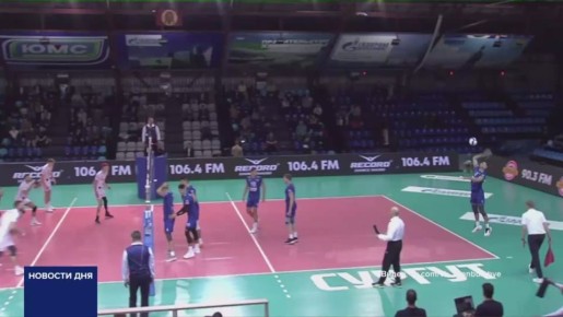 ОРЕНБУРГСКИЕ ВОЛЕЙБОЛИСТЫ НЕ СМОГЛИ «ПОКОРИТЬ» СУРГУТ